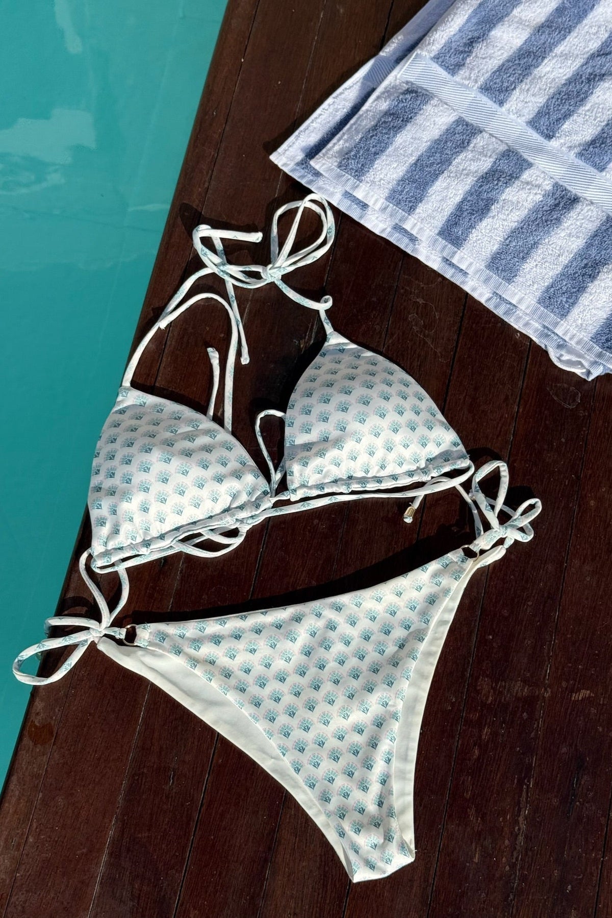 "Palm" bikini top green