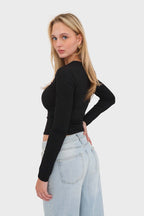 "Basic" top black